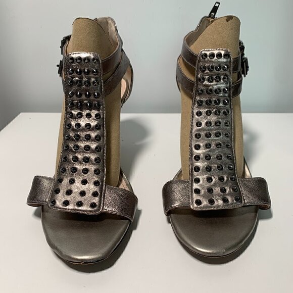 Vince Camuto Pewter  Kitten Heels - Size 8.5/38.5 - Picture 3 of 10